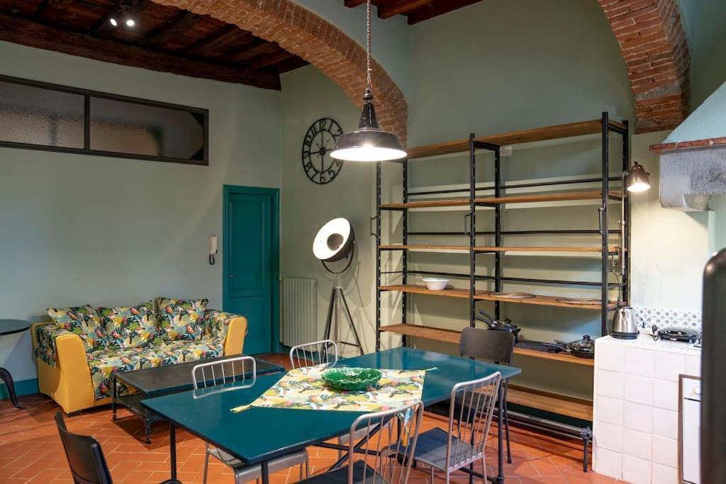 Raffinato Trilocale San Frediano Apartment Florence Exterior photo