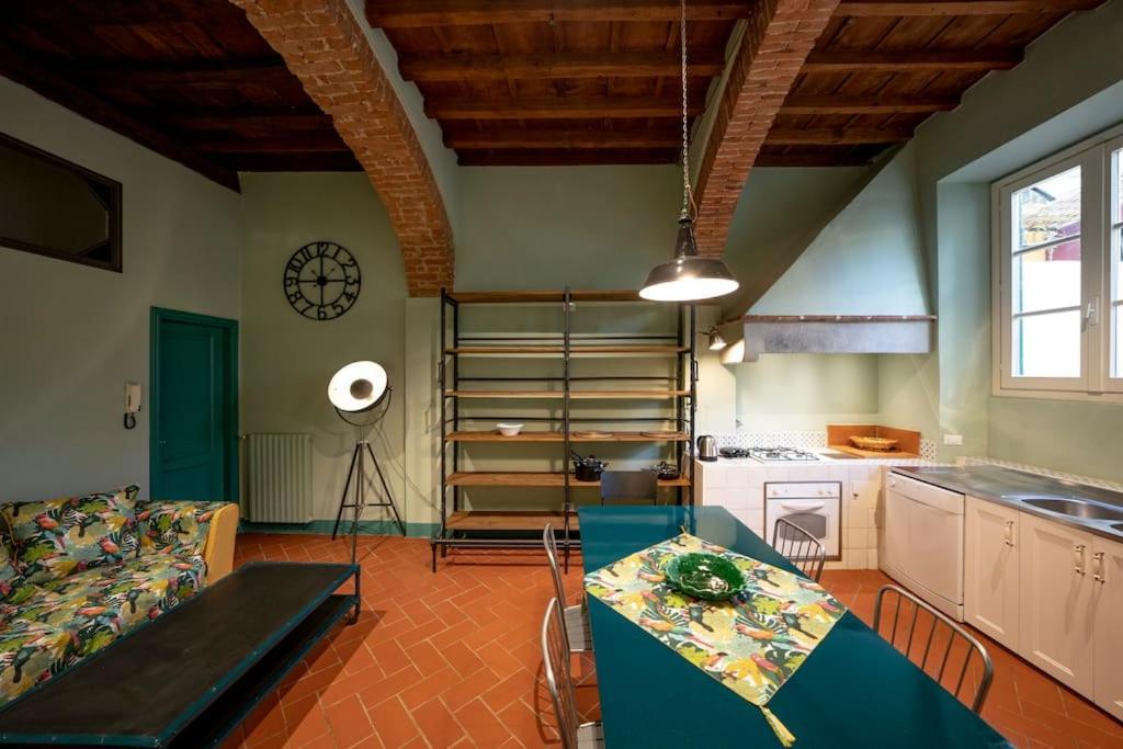 Raffinato Trilocale San Frediano Apartment Florence Exterior photo